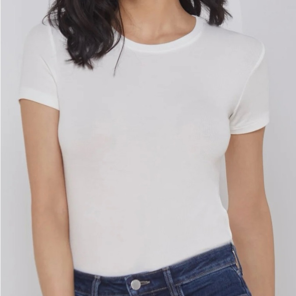 L'AGENCE Ressi Fitted crewneck  Tee size medium